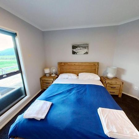 Full Holiday Home To Yourself, Up To 21 Guests Atiamuri エクステリア 写真