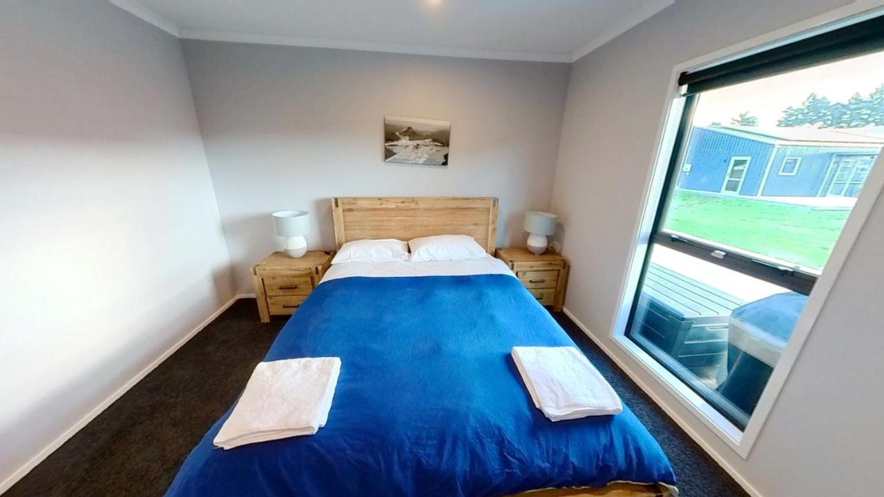 Full Holiday Home To Yourself, Up To 21 Guests Atiamuri エクステリア 写真