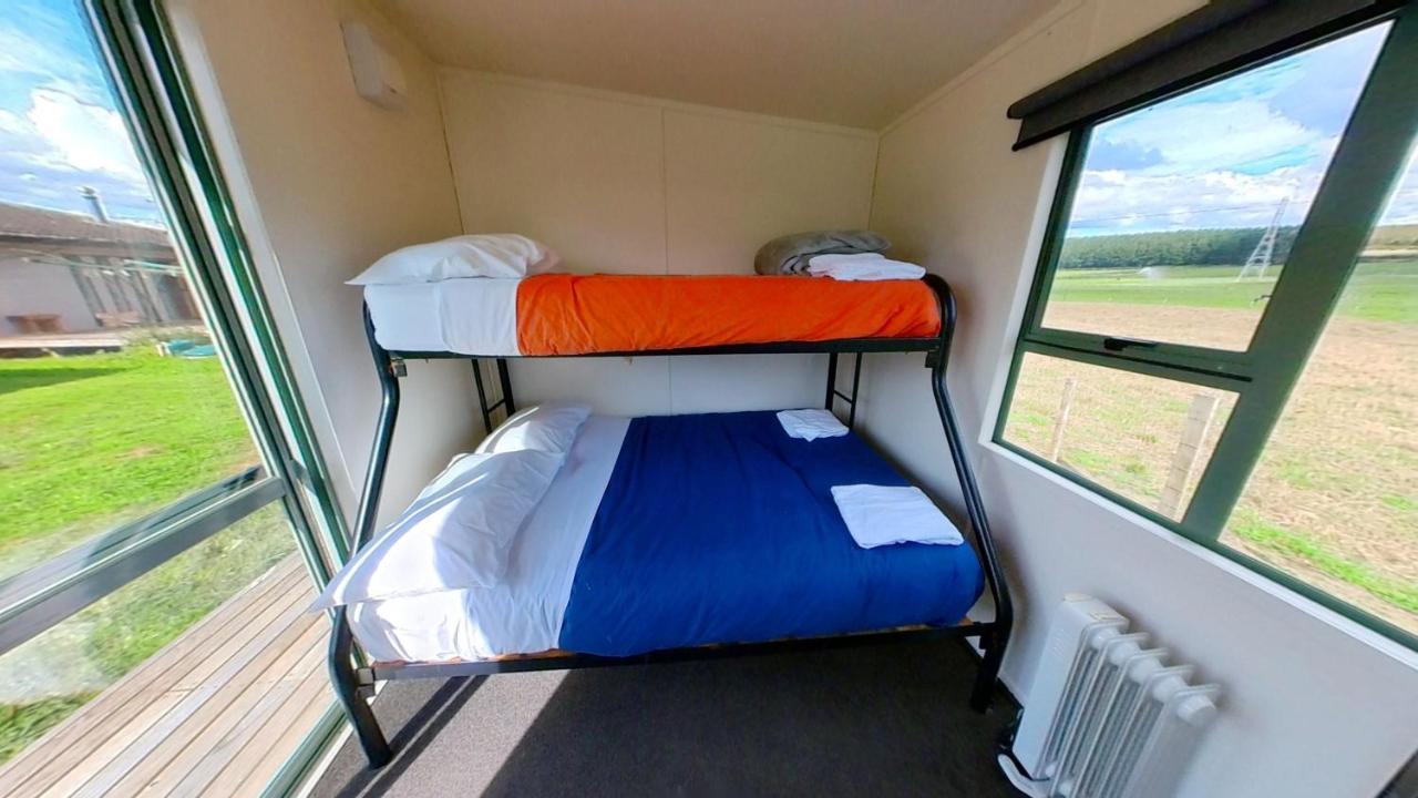 Full Holiday Home To Yourself, Up To 21 Guests Atiamuri エクステリア 写真