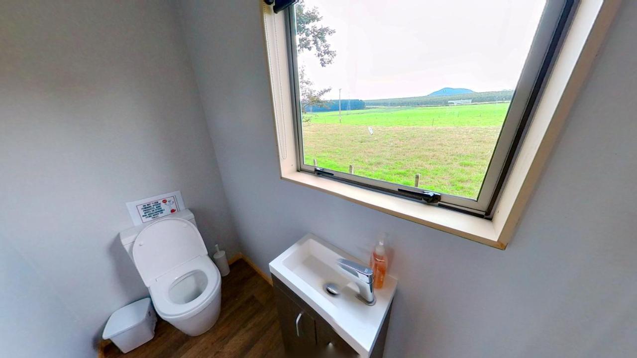 Full Holiday Home To Yourself, Up To 21 Guests Atiamuri エクステリア 写真